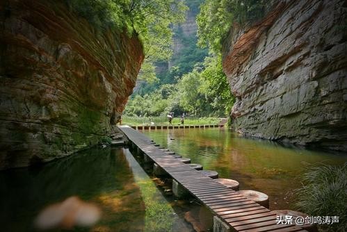 诗景龙潭峡景区,新安龙潭峡门票