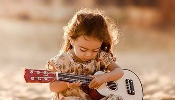 刘姓的名字怎么起霸气又好听,刘姓其字辈怎么取名字