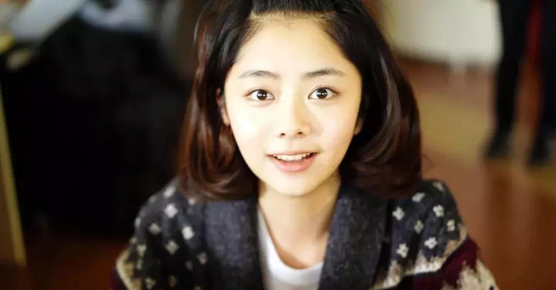 脸变大会显得眼睛小吗,年龄越大脸越小而且越好看