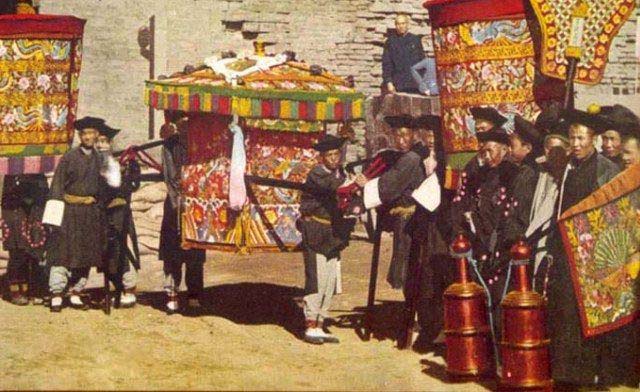 民国新式婚礼有哪些特殊性,民国时期结婚是怎么样的