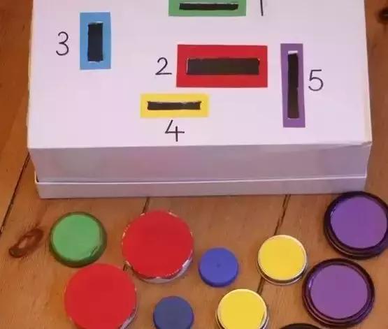 手部精细动作小游戏视频,跟宝宝玩什么游戏能促进大脑发育