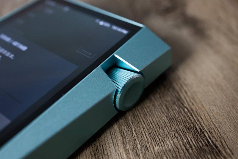 细品艾利和AnormaSR25*放播**器:小钢炮更新了,这次大杯不加价