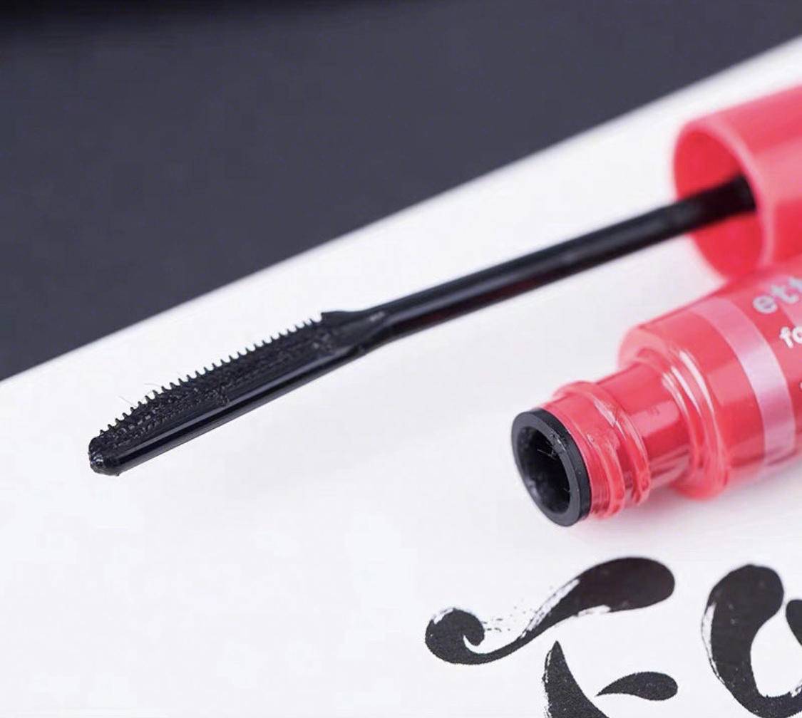 让睫毛变长变美的方法有哪些,怎么做睫毛既浓密又整齐