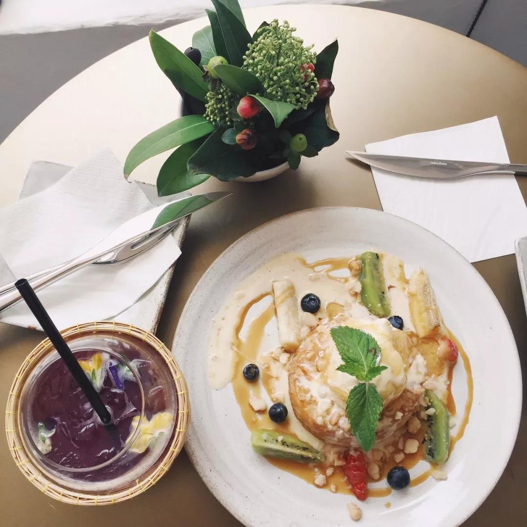 开卖雪糕的店赚钱吗,开餐饮店能年入100万吗