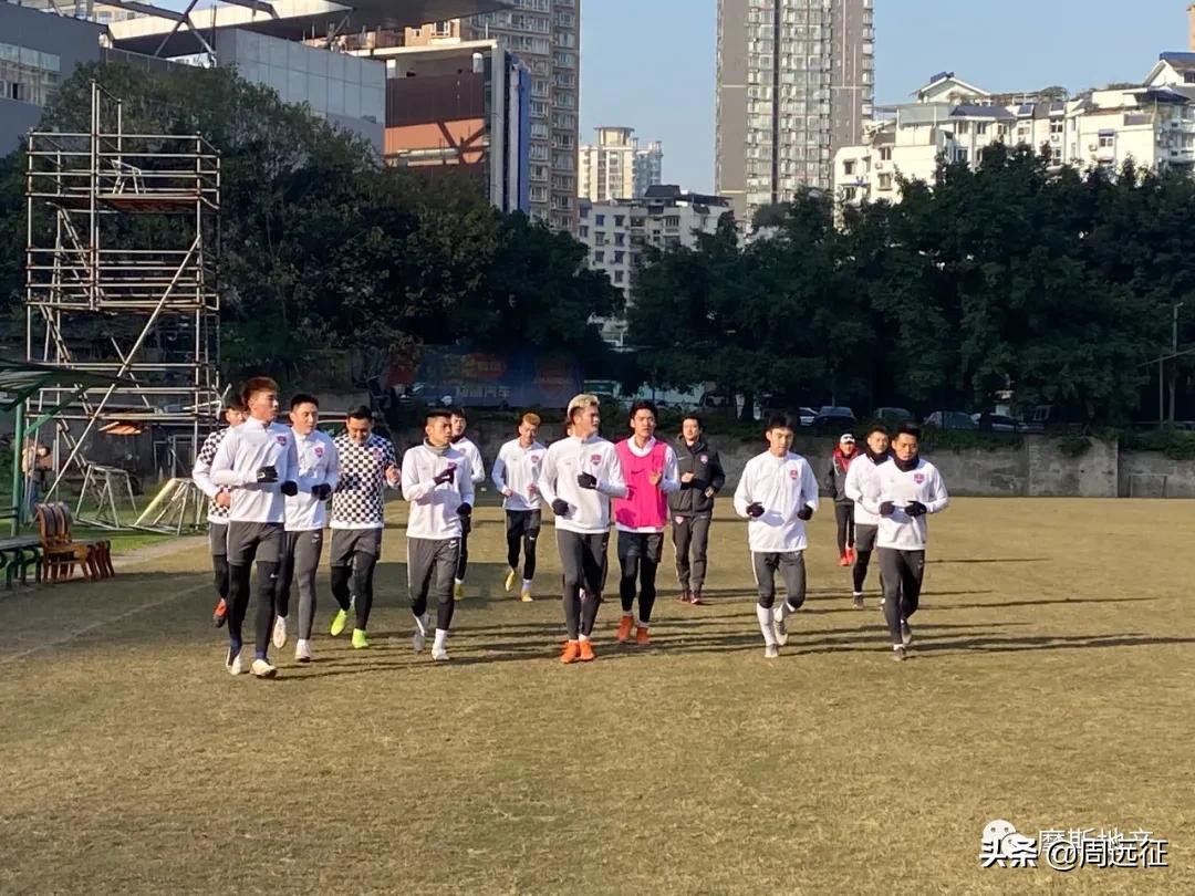 楼市大变局地产巨头深陷债务困境,地产老板的困局与破局