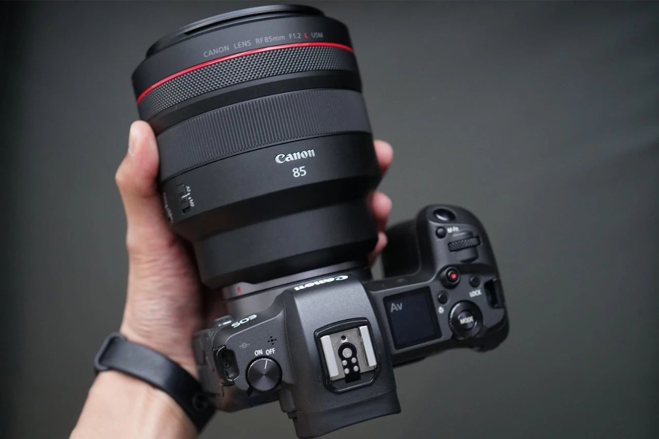 佳能rf851.2ds版是什么意思,佳能rf851.2镜头
