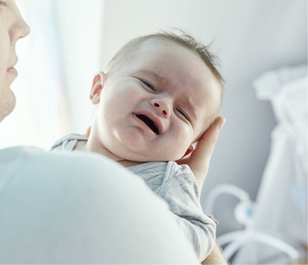 4个月高效哄睡技巧,竖抱哄睡后怎么放下