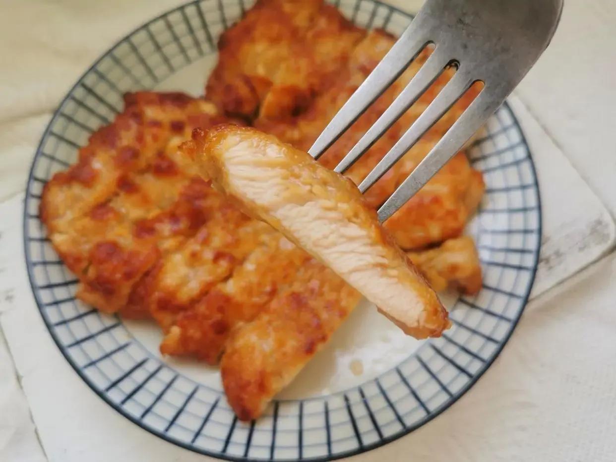 嫩鸡排的腌制做法大全,鲜嫩多汁的煎鸡排腌制方法