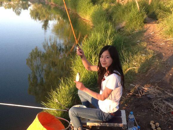 初学钓鱼手竿视频教程,初学钓鱼需要什么装备