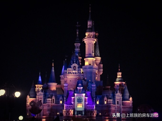 上海迪士尼超详细吃住行玩攻略,上海迪士尼私家车停车攻略