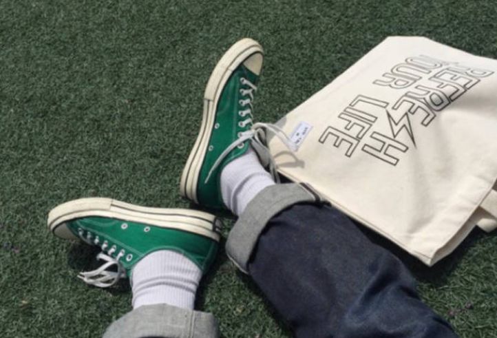 如果女孩子说不快乐要怎么做,不快乐的女生该怎么做