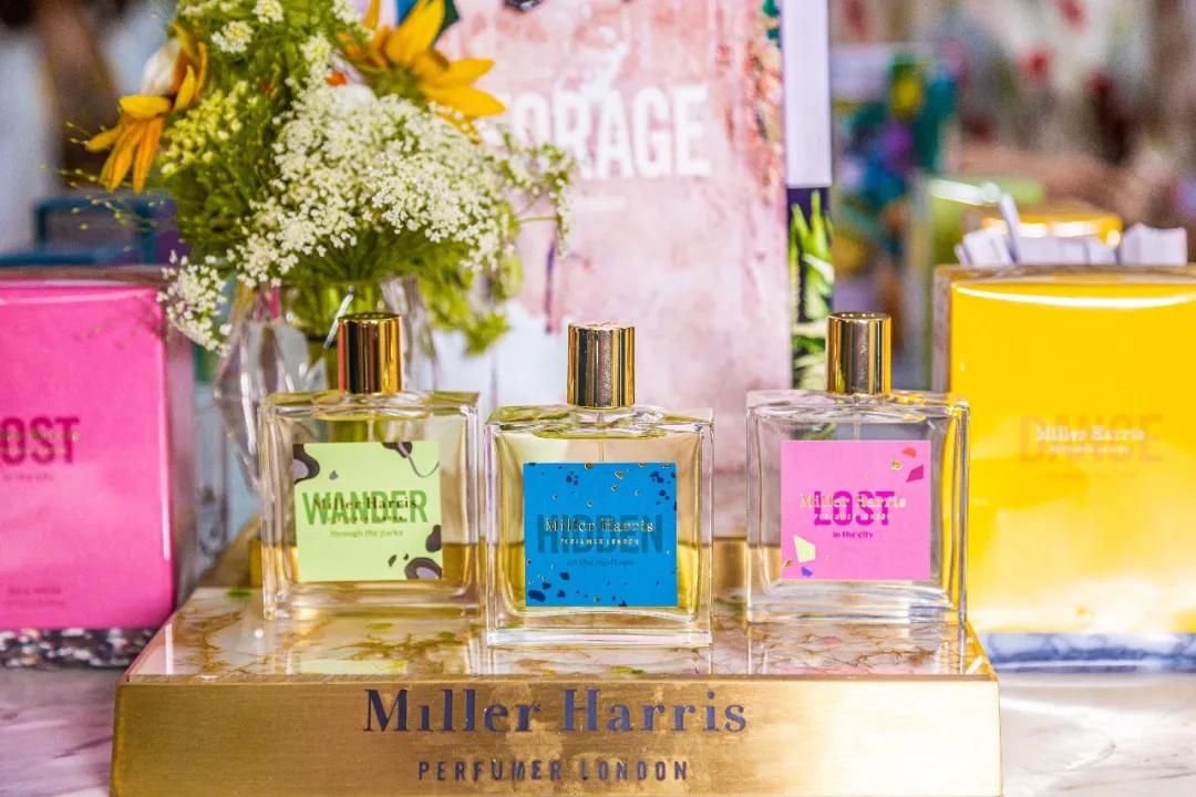 仲夏七月赴一场奔流的清凉之约,盛夏时节奔赴一场夏日之约