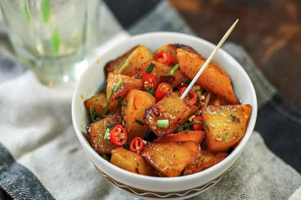 成都建设路小吃街具体指哪里,成都建设路网红店