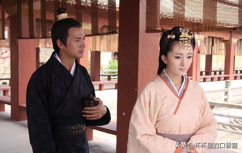 锦衣之下和知否哪个好看,知否锦衣之下收视率