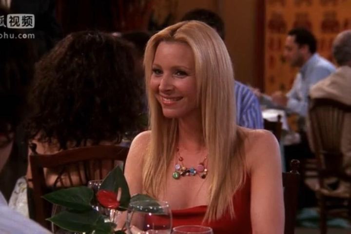 老友记专栏：PheobeBuffay世界以痛吻她，她却报之以歌