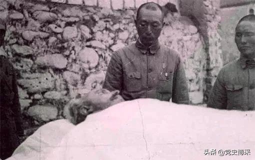 白求恩：中国人民最为熟知的国际主义战士，毛*东泽**为他撰写的文章成为弘扬*产党共**人价值追求的永恒经典