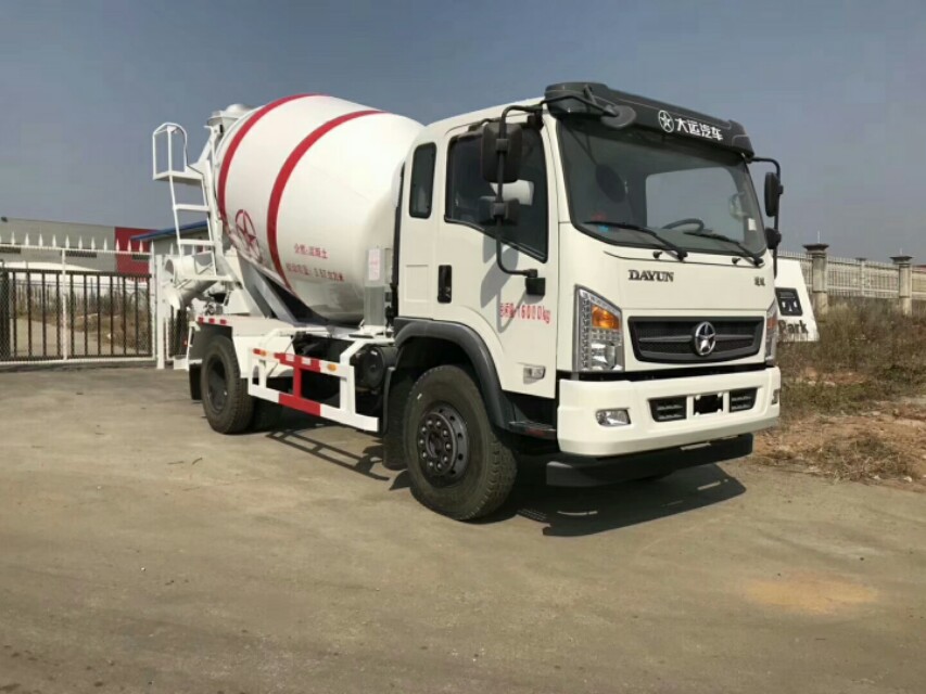 大运搅拌车新款国六前四后八,大运搅拌车价格