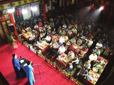 寻物|这个年出不了门，在家嗑瓜子吧，或许能尝到幸福的滋味