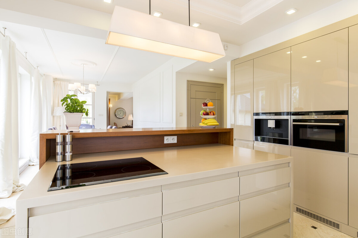 家具表面开裂怎么办,汽车漆面开裂什么原因