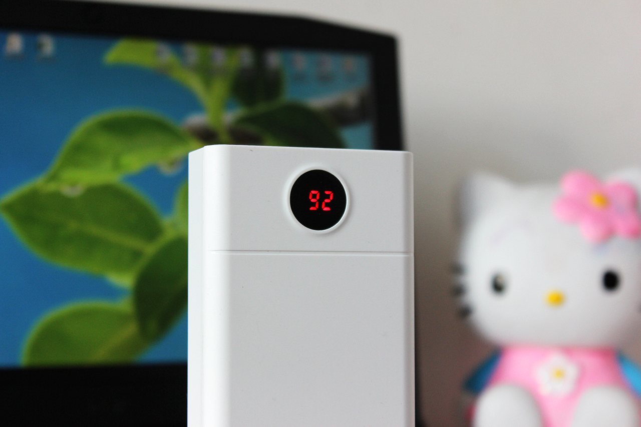 爱国者移动电源w300说明书,爱国者w300pd和e30000pd区别