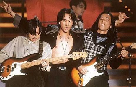 黄家驹年轻时的情史,黄家驹当年的爱情故事