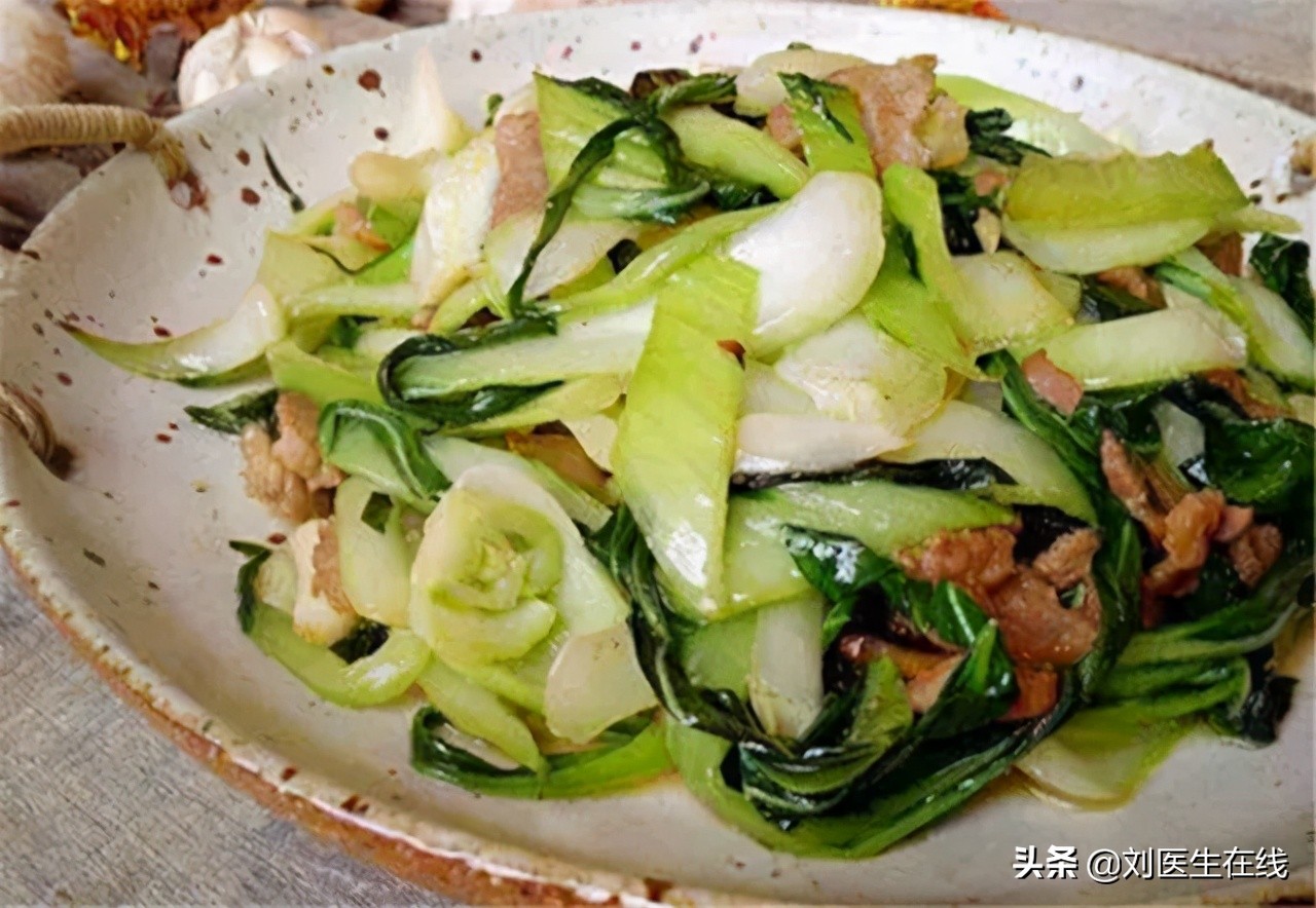 40岁大姐腰疼严重,46岁女子长期腿痛查出宫颈癌晚期