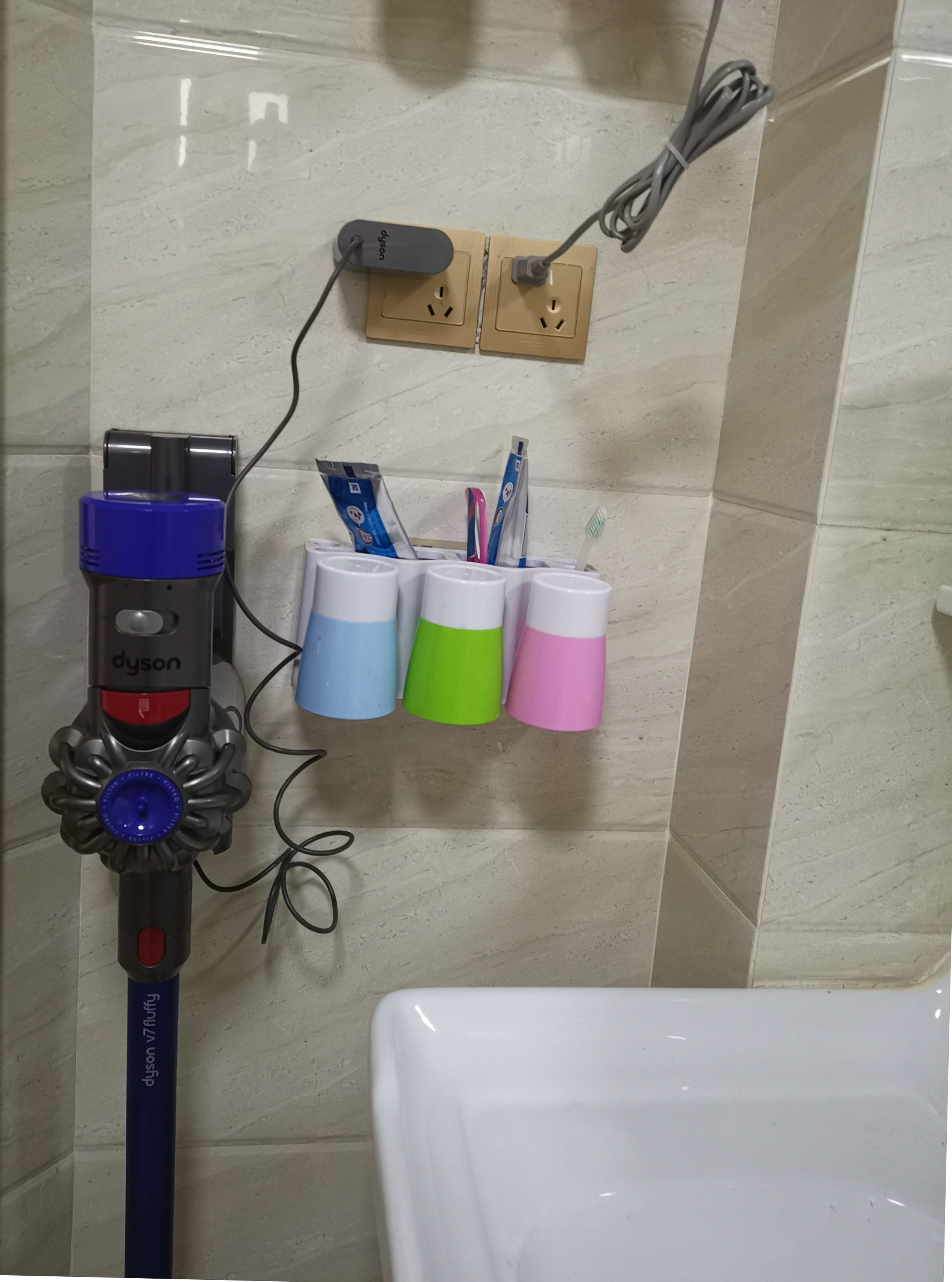 戴森吸尘器深层清洁v6,大扫除戴森