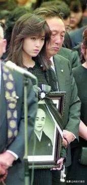 酒井法子年轻时什么样子,20年前的酒井法子有多风光