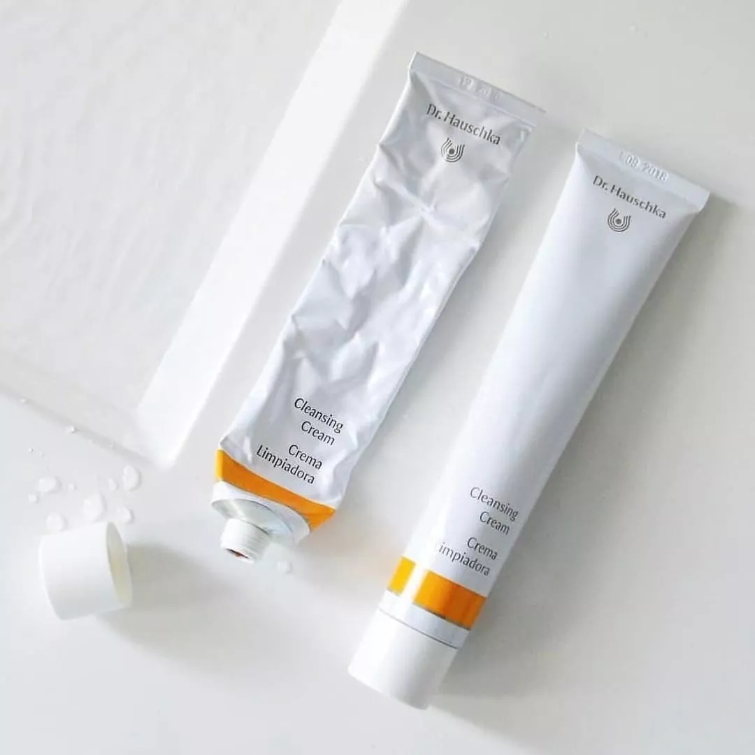 海蓝之谜精华和sk2小灯泡排名,海蓝之谜sk2一套多少钱