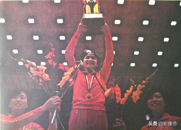 女排电影《沙鸥》本想请“山口百惠”杨希出演,最终主演为常姗姗