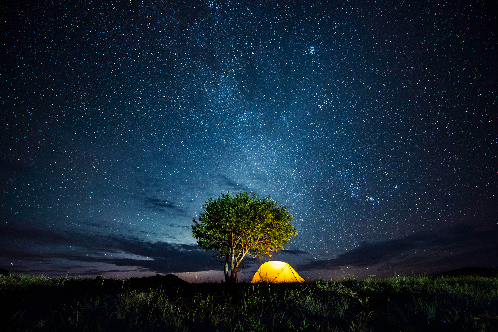 拥有这21件高颜值户外装备,让我们的草原野餐会像家里般优雅