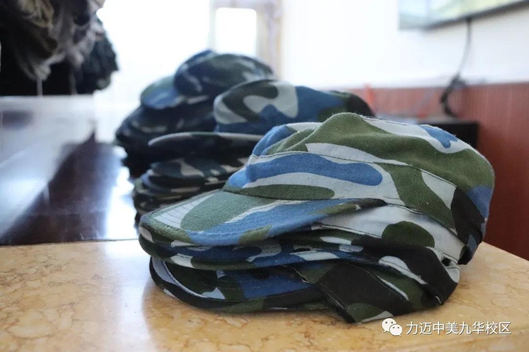 瓒呯噧鏂扮敓鍐涜,楂樹竴鏂扮敓鍐涜瓒呯噧