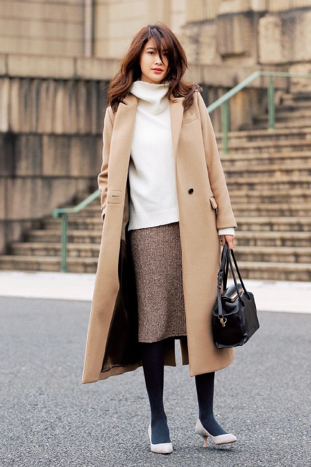 卡其同色系搭配秋冬,卡其和白色哪个更适合黄皮