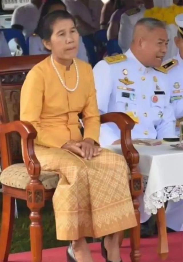 美不过西拉米，强不过苏提达，受宠的诗妃前路未卜，地位尴尬