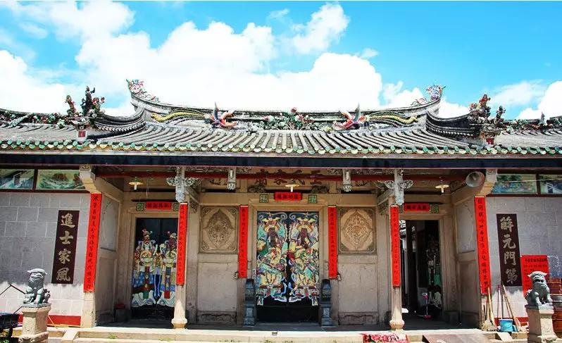 白手起家女企业家的创业故事,女人企业家回村创业2100万后续