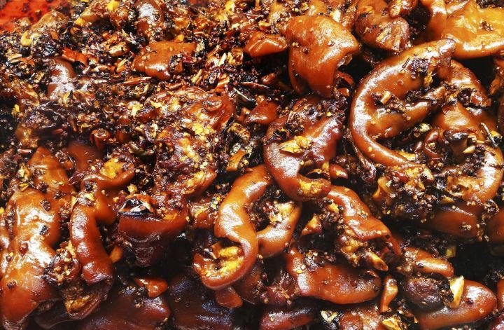 卤肉颜色红亮冷后不发黑的技巧,卤肉出锅后容易氧化发黑怎么办