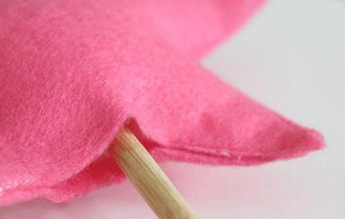 给小孩子做玩具玩简单又好玩,和孩子一起做的简单的手工