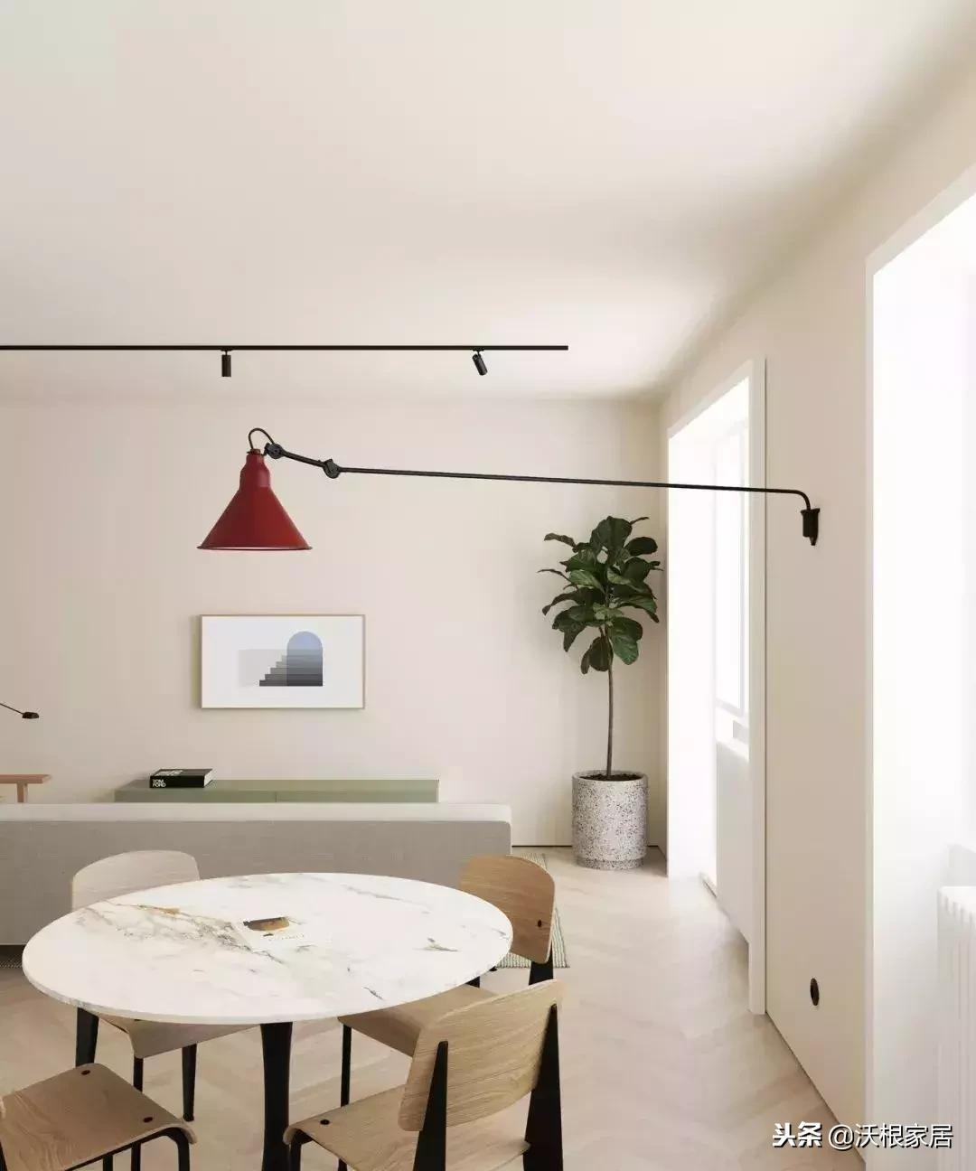 主卧依旧延续极简的设计风格,13平主卧设计高级感