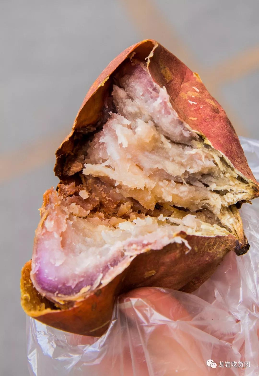 重庆渝北龙兴广场附近购物商场,前方到站工贸