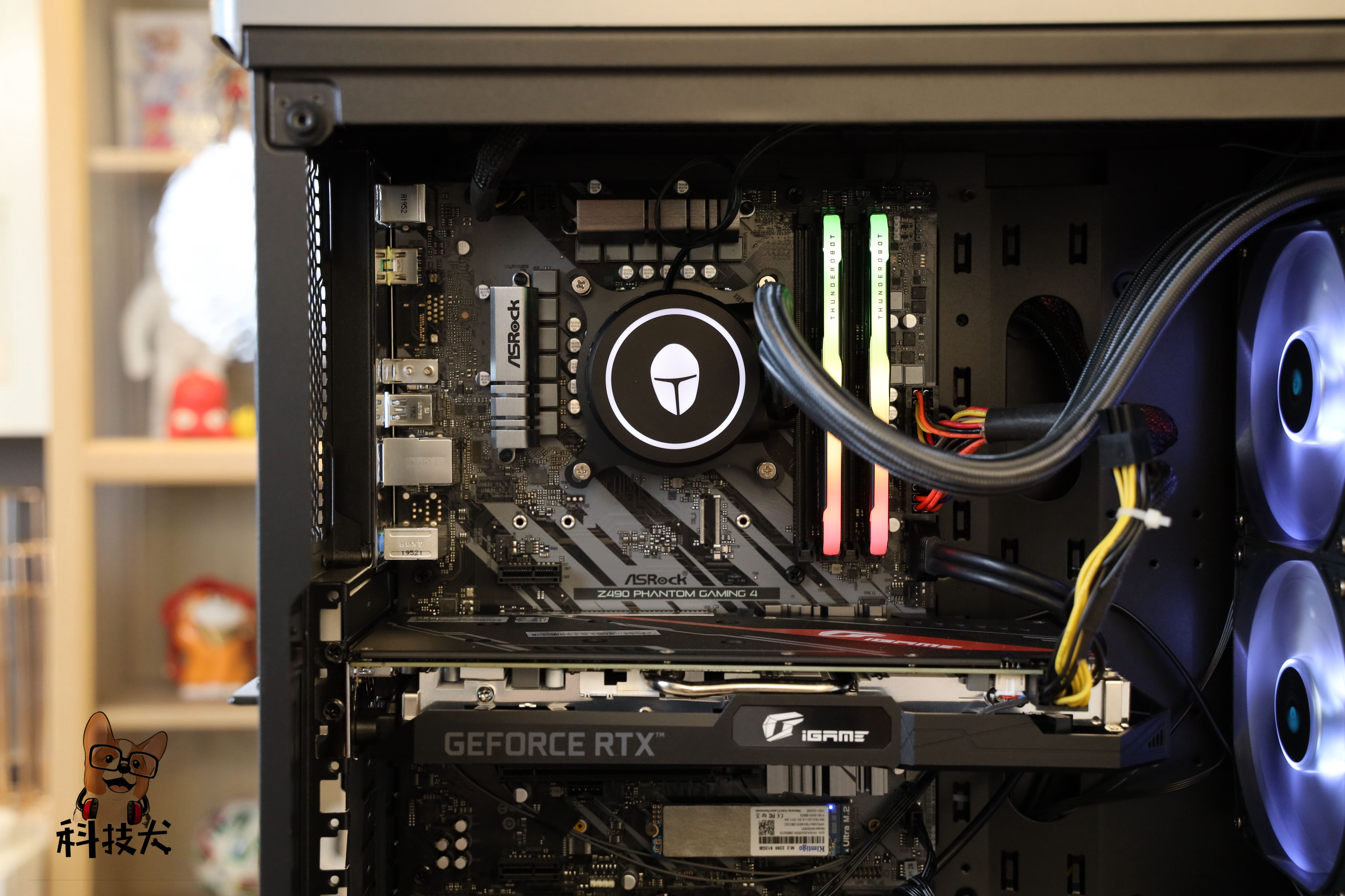 雷神911十代黑武士和联想拯救者刃,雷神911m野王和911黑武士哪个好