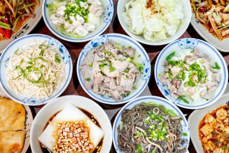 上海排队1000+的肖四女乐山跷脚牛肉终于来武汉啦