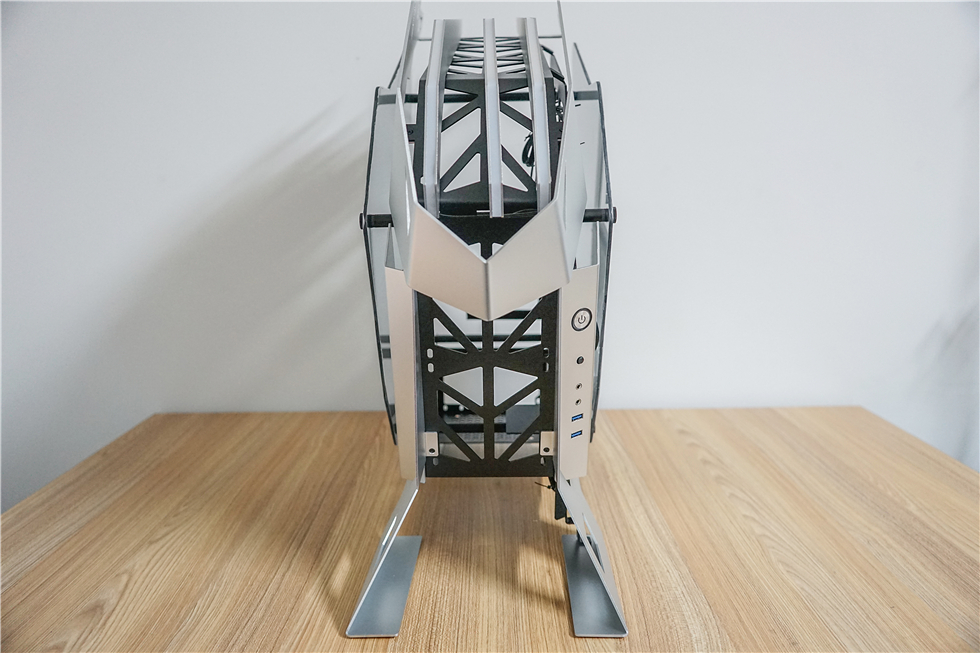 科技以灯为本,3600X+B450+BMR-24水冷+大水牛铁血战士机箱装机秀