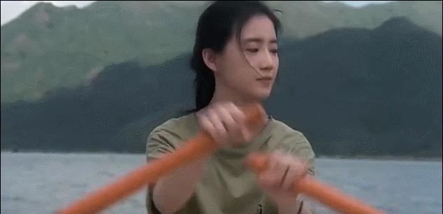 她因拒绝潜规则无奈退出娱乐圈,拒绝潜规则后被雪藏