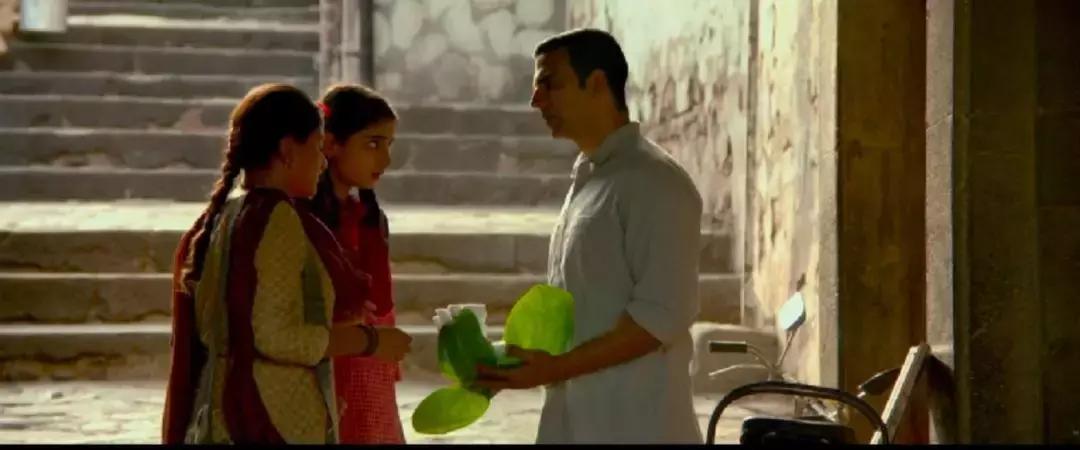 出轨的妻子被赶出家门,出轨女子被赶出家门