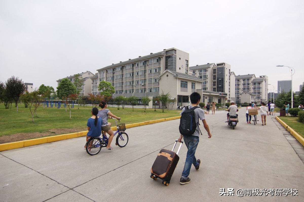 江南大学集成电路研究生,江南大学研究生人文