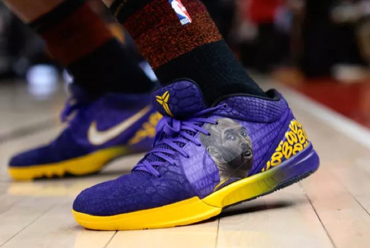 nba球员上脚郭艾伦球鞋,nba上脚球鞋米切尔科比