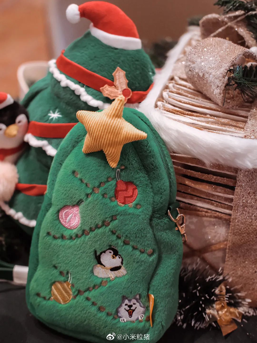 瑞幸星巴克圣诞新品,瑞幸圣诞咖啡杯包装