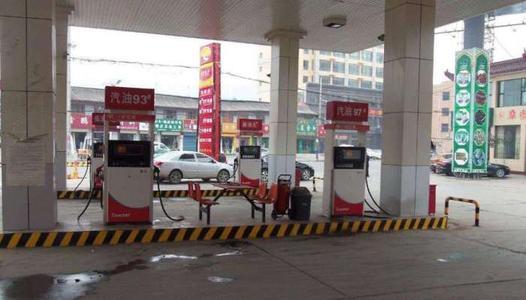 在高速上车辆熄火打不着怎么办,车辆熄火在高速上该怎么处置