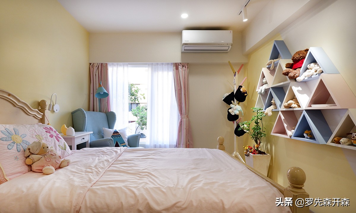 小户型天井改造庭院效果图,21米狭长房屋双天井设计