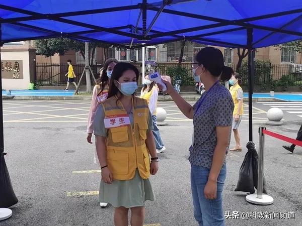 合肥工业大学欢迎新同学,热烈欢迎各位新同学返校